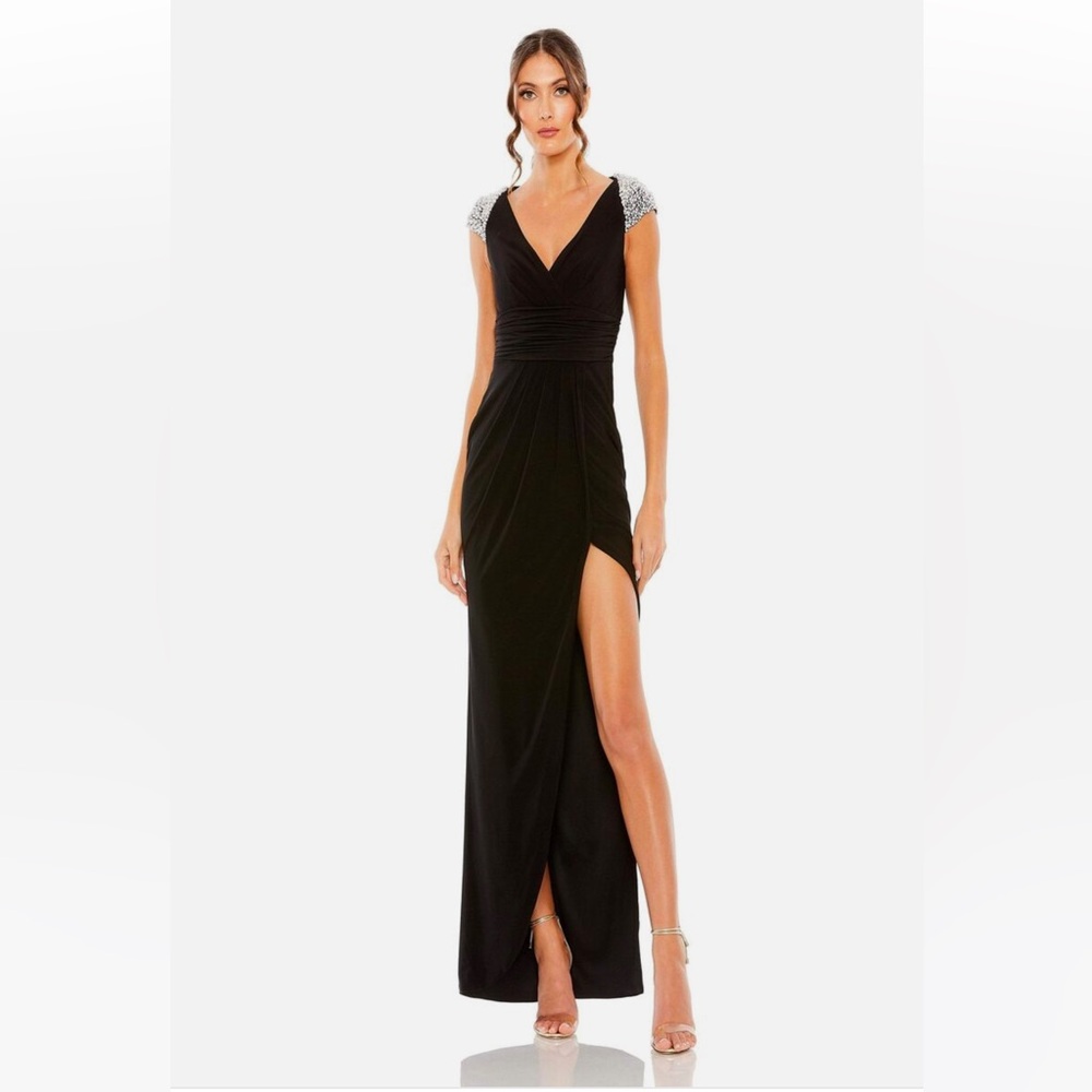 Mac Duggal long slit evening dress size 4
